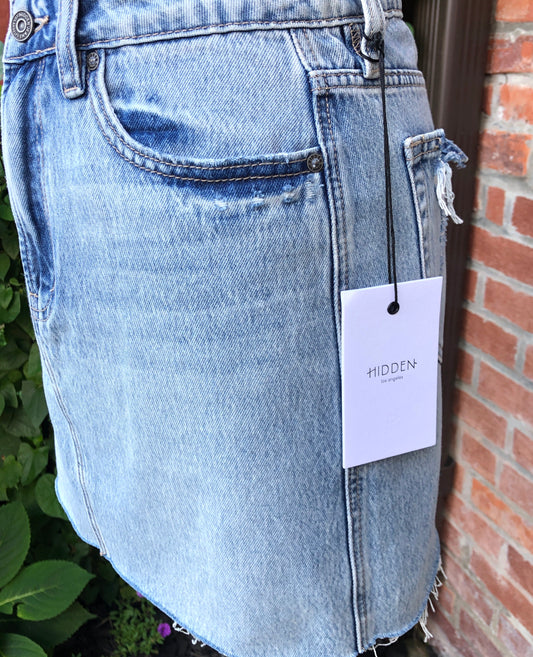 NWT Hidden Los Angeles Cut-Off Light Wash Denim Mini Skirt, Size Small