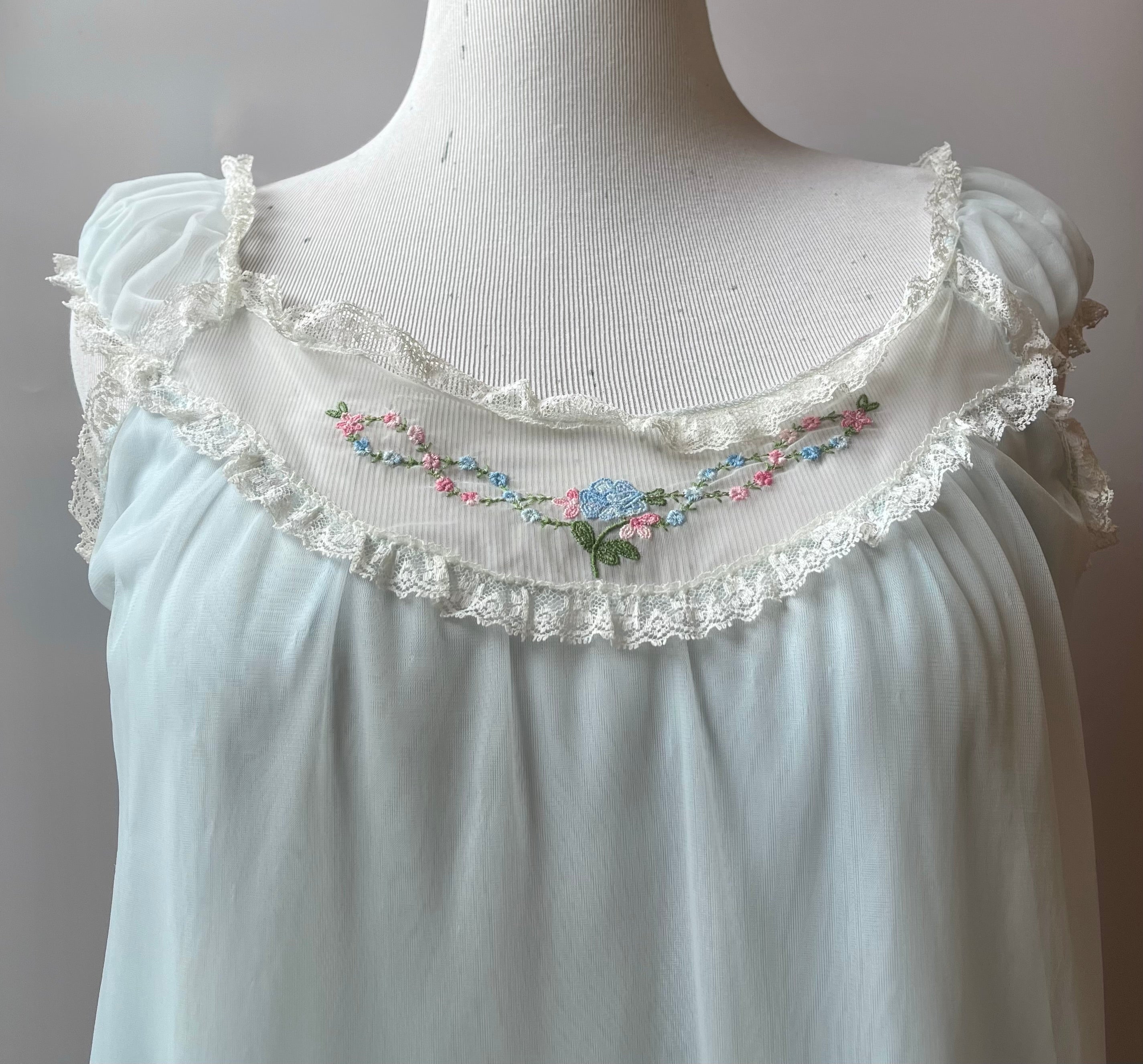 1960s RadCliffe Light Blue Babydoll Night Gown, Size: M