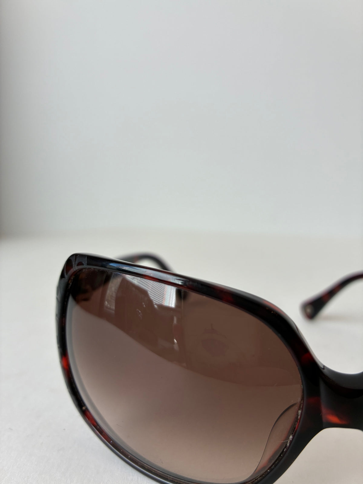 Y2K Pre-Owned Coach Tortoiseshell Sunglasses (with case)