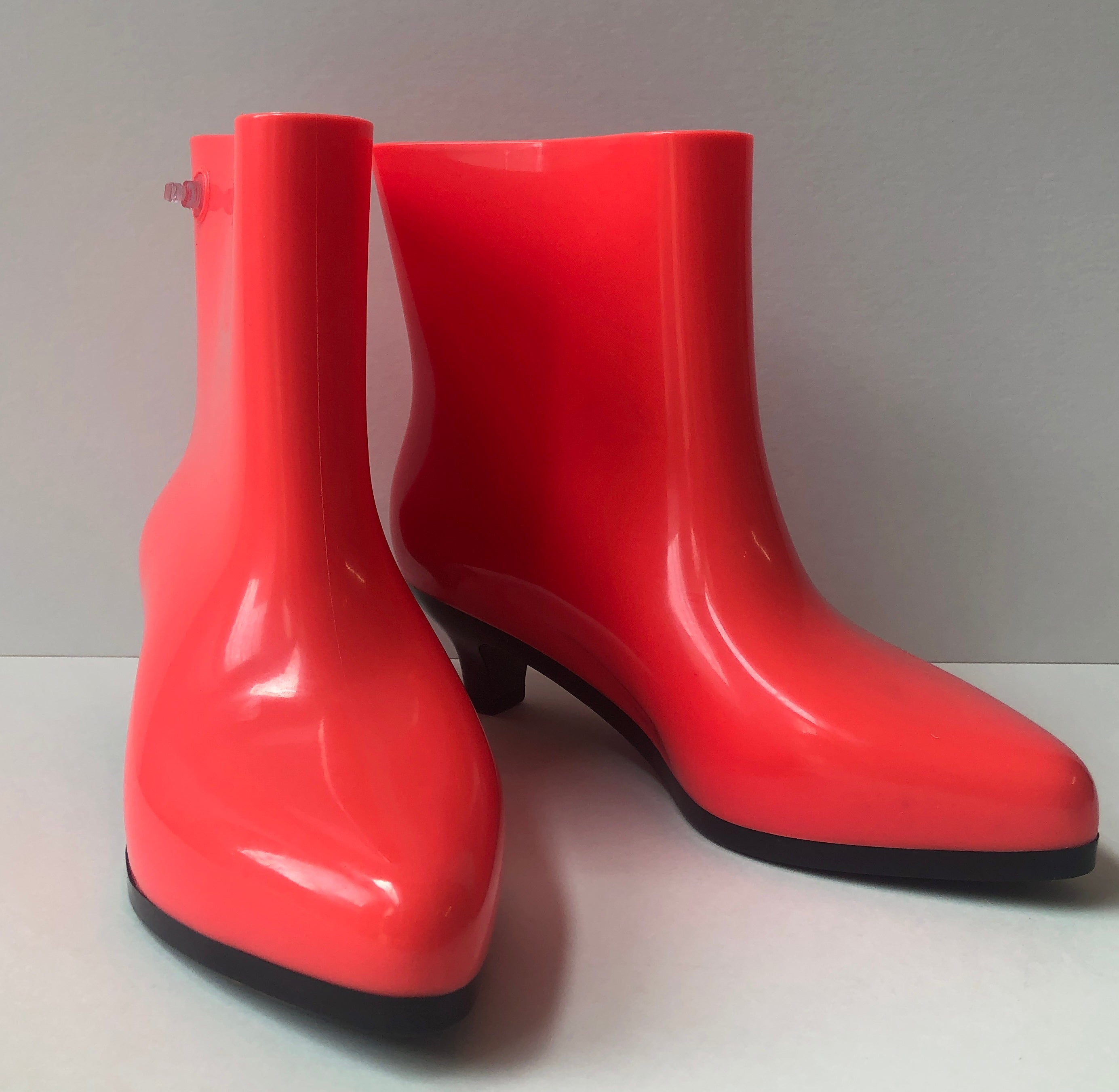 NEW “Melissa” by Jeremy Scott Orange Scented Neon Pink Kitten Heel Rain Boots, Size: 8