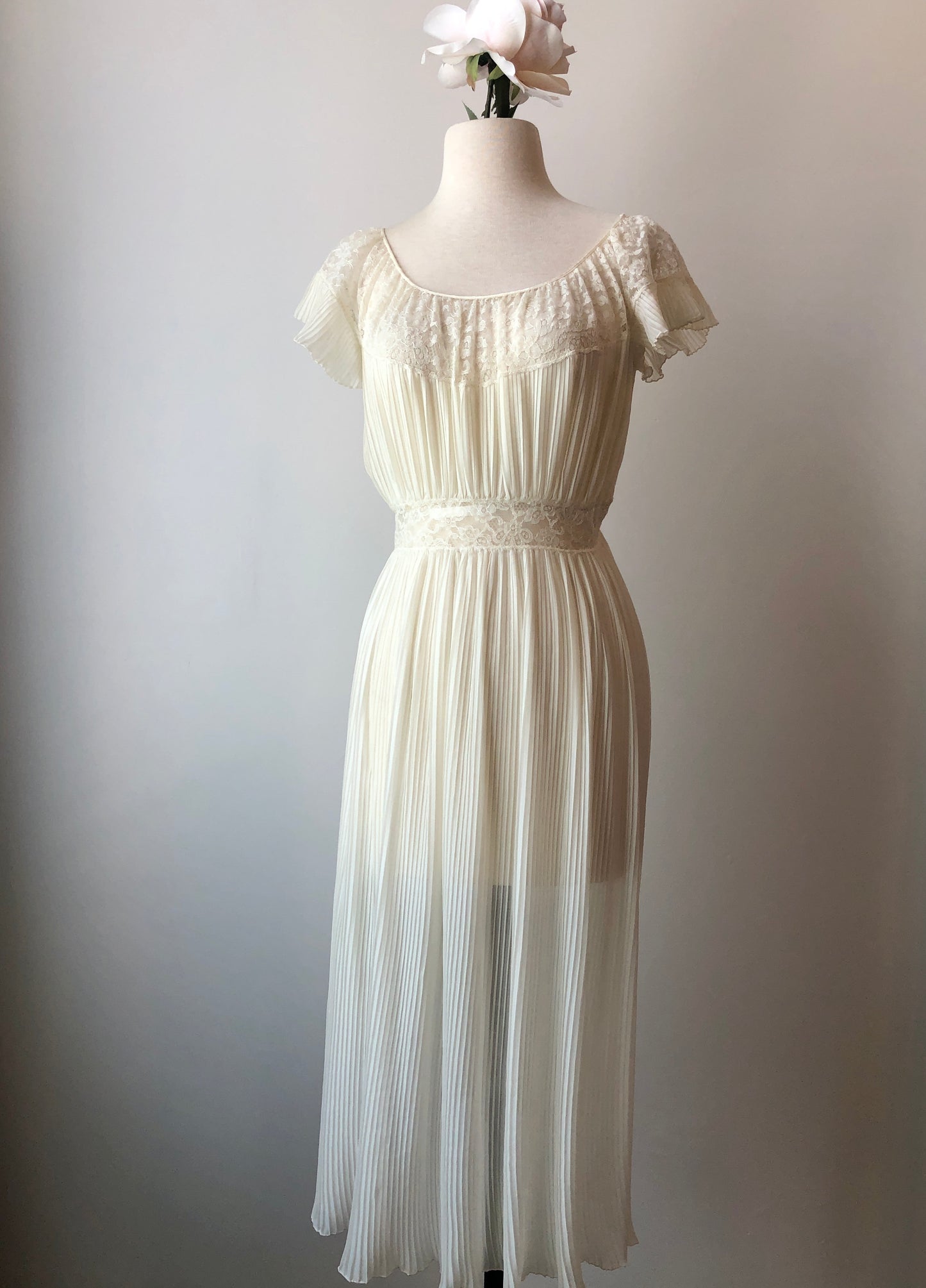 1950’s Barbazon Sheer Pleated Woven Nylon and Lace Nightgown, Size Medium/Large