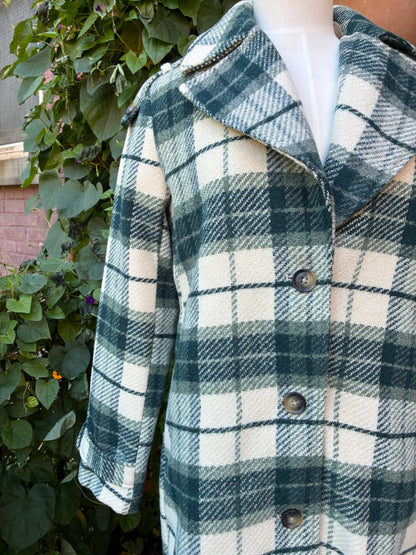 NWOT Pre-Owned Banana Republic Faux Wool Holiday Plaid Coat, Size XS
