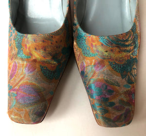 Pre-Owned Vintage Proxy Tapestry Fabric Pumps, Size 10