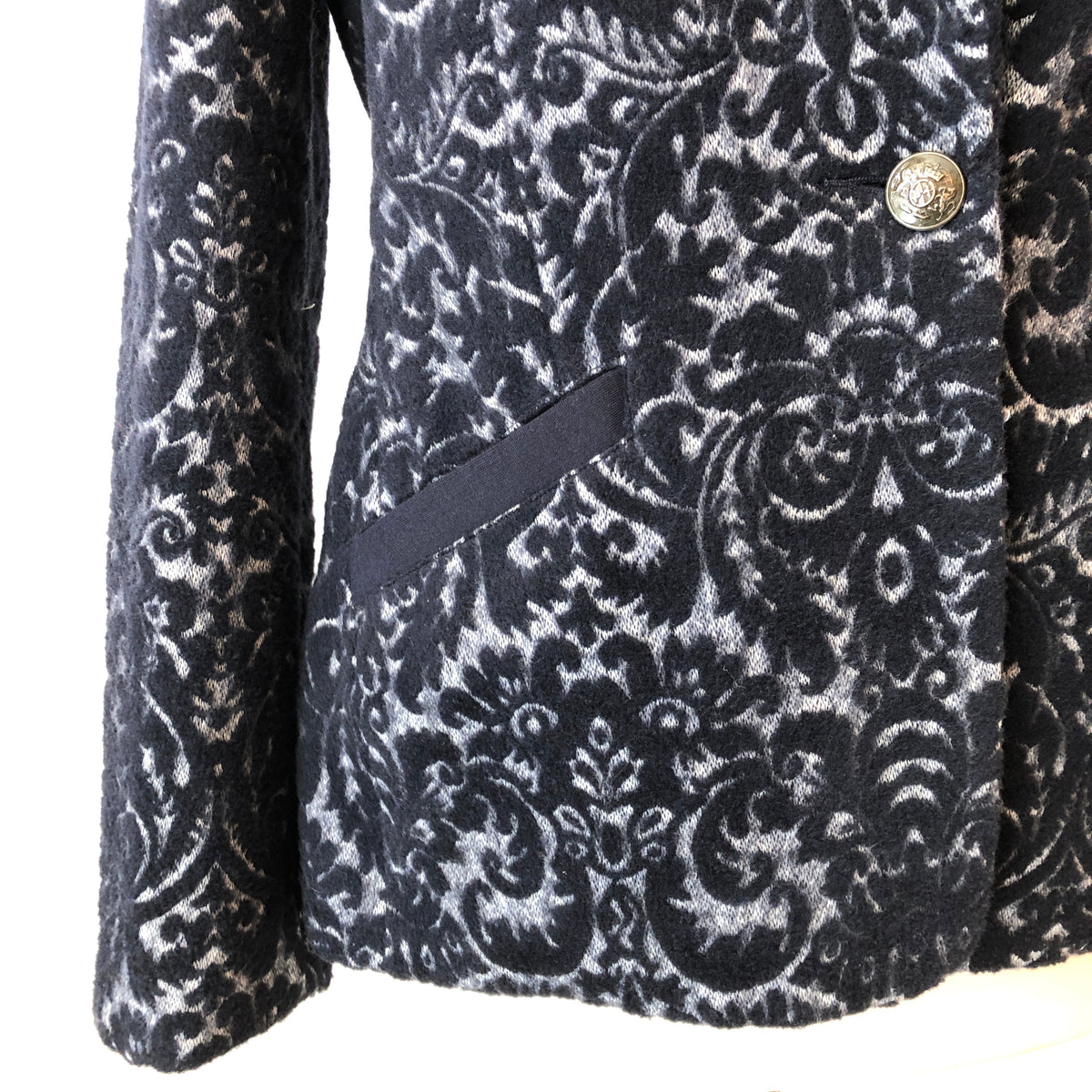 Pre-Owned Cabi Soft Wool Blend Paisley Jacquard Single Button Jacket, Size 6/8