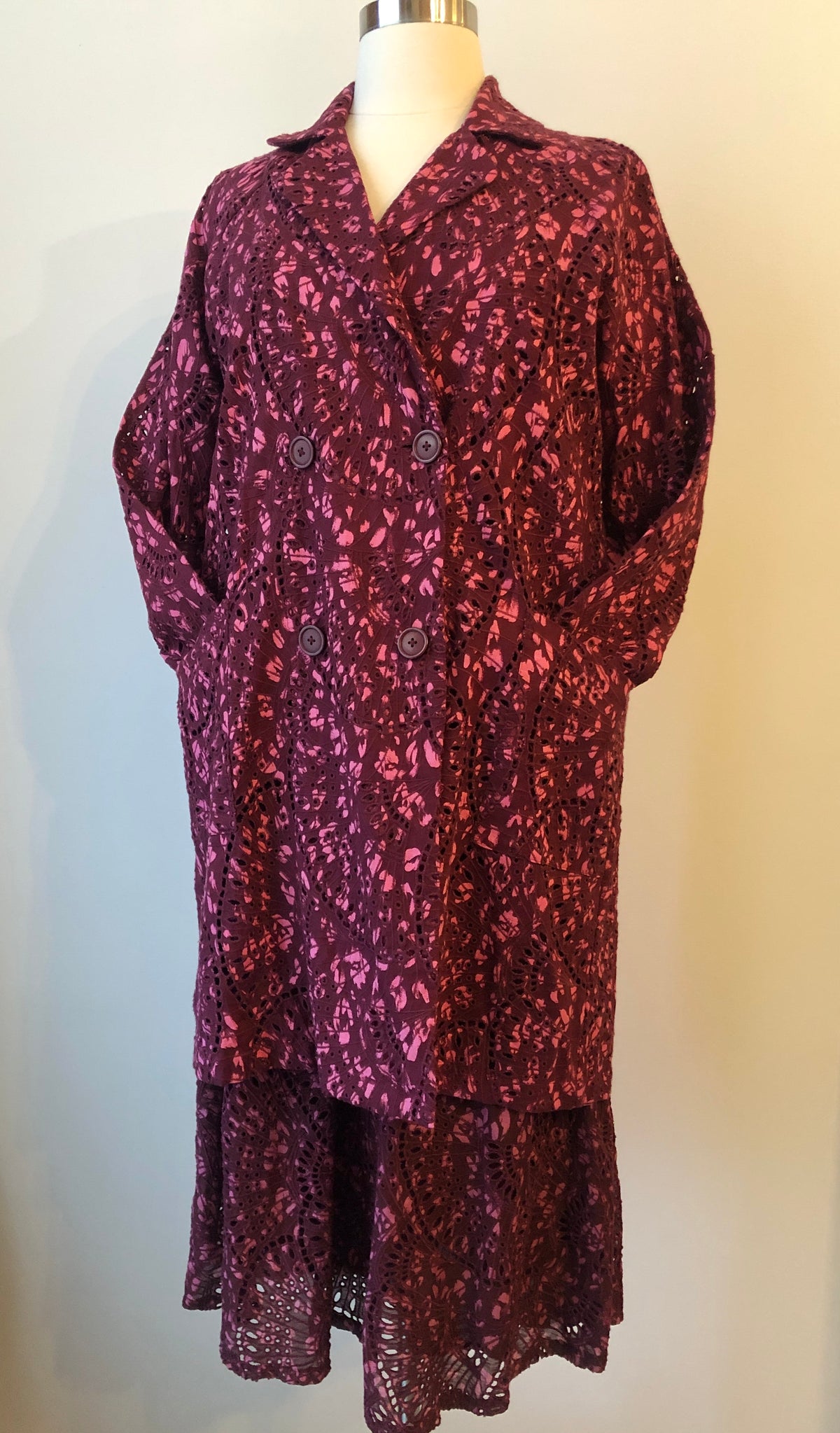 Pre-Owned 2PC Johnny Was Zaragoza Eyelet Embroidered Dress and Double Breasted Coat Set, Size XL