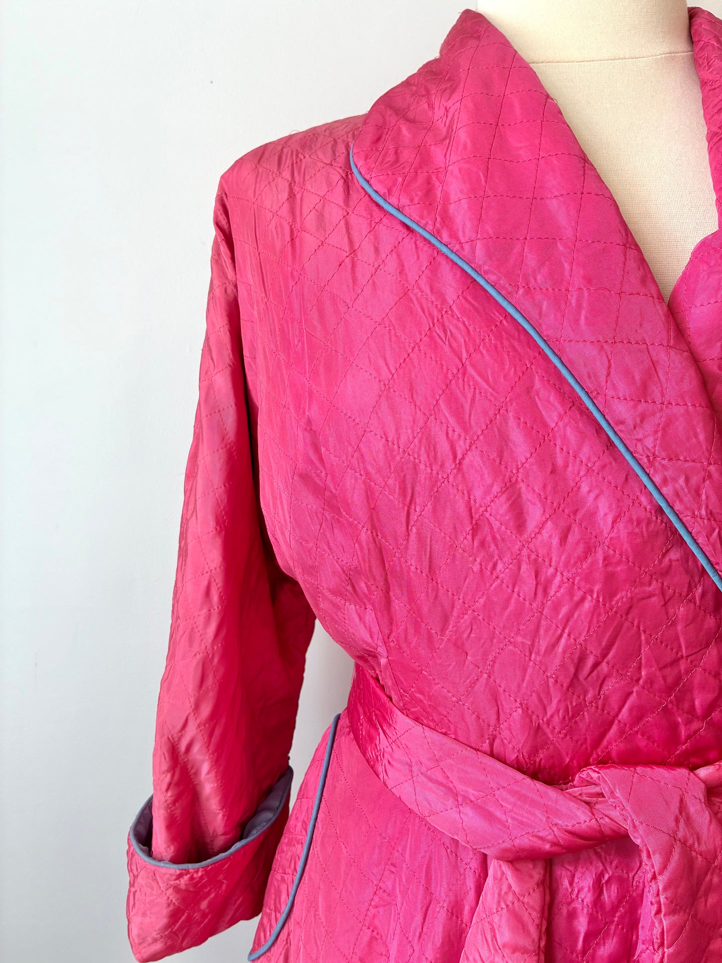 1950’s Quilted Flared Hot Pink Robe, Size: Large