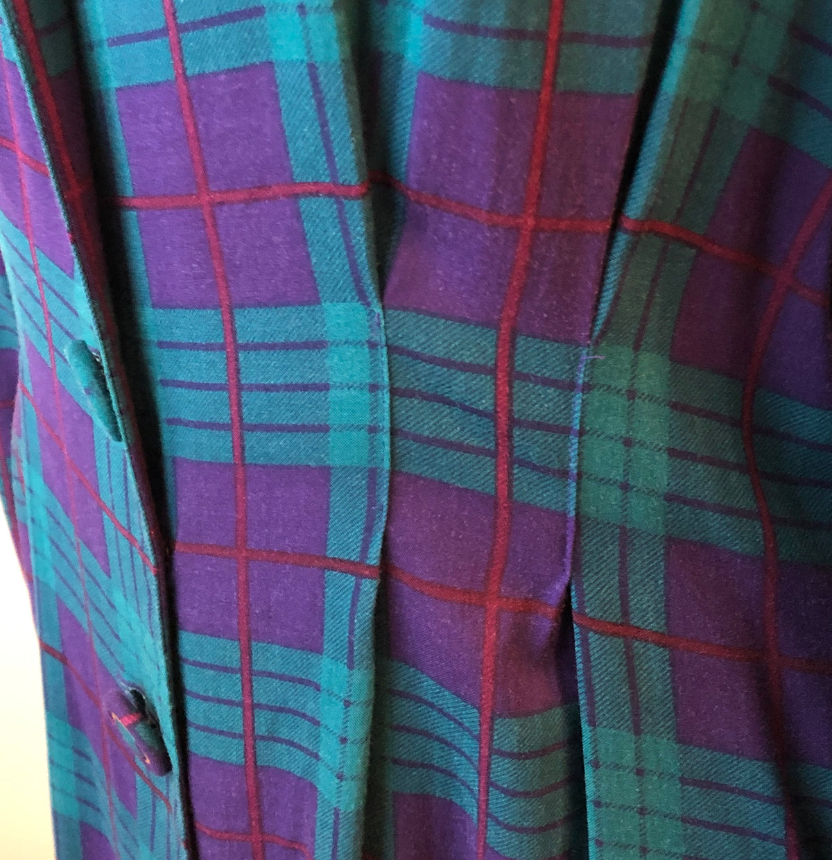 1980’s Deadstock Karin Stevens Plaid Rayon Fitted Shirt Dress with Belt, Size 12