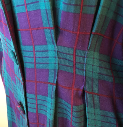 1980’s Deadstock Karin Stevens Plaid Rayon Fitted Shirt Dress with Belt, Size 12