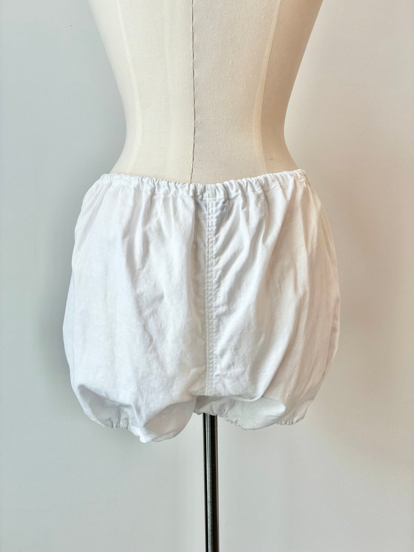 1930’s Wright & Ditson Women’s Phys Ed Uniform Set, Size: Small, Material: 100% Cotton