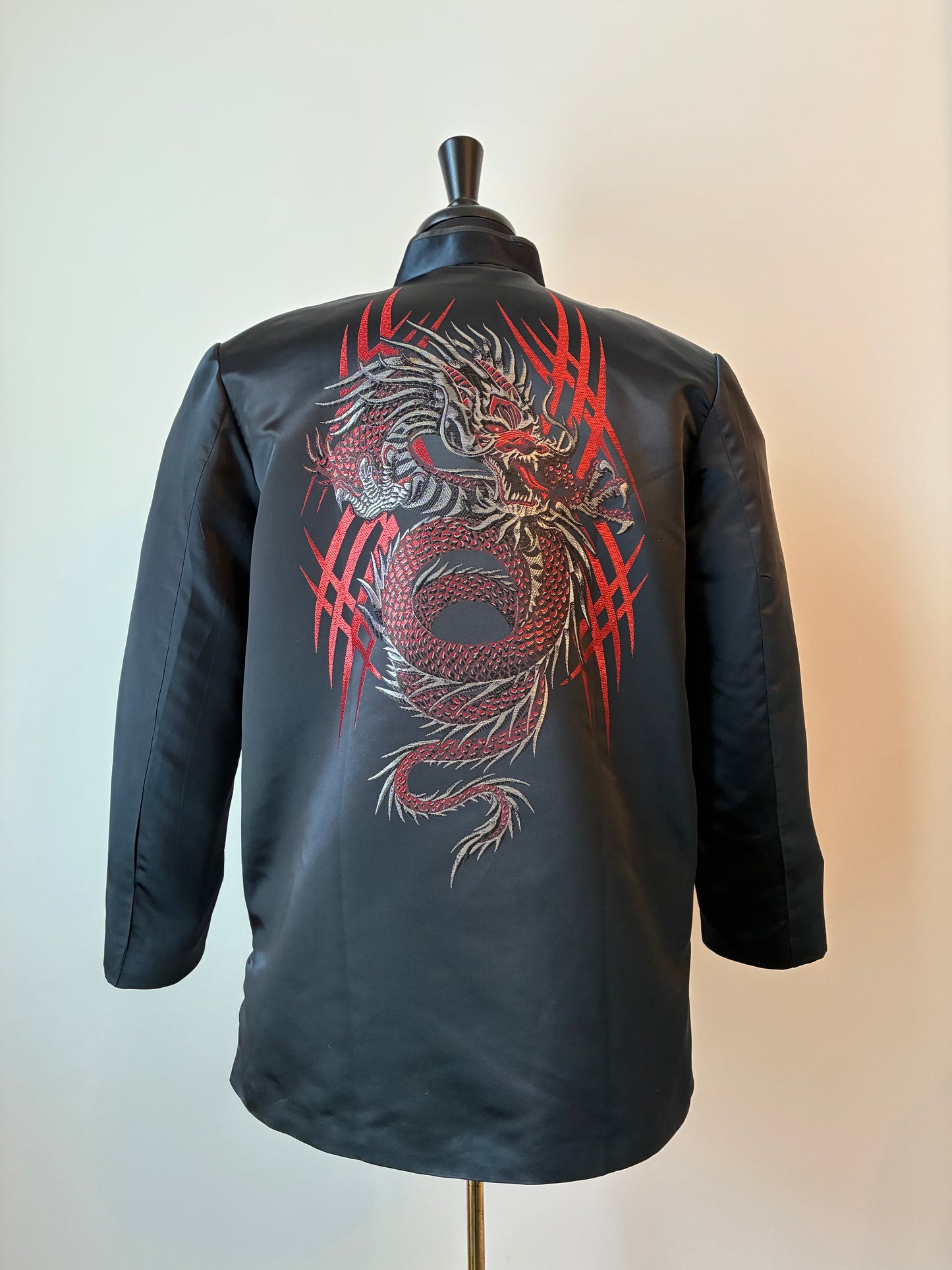 Jim Hon Chinese Dragon Tang Jacket, Size: M/L, Satin