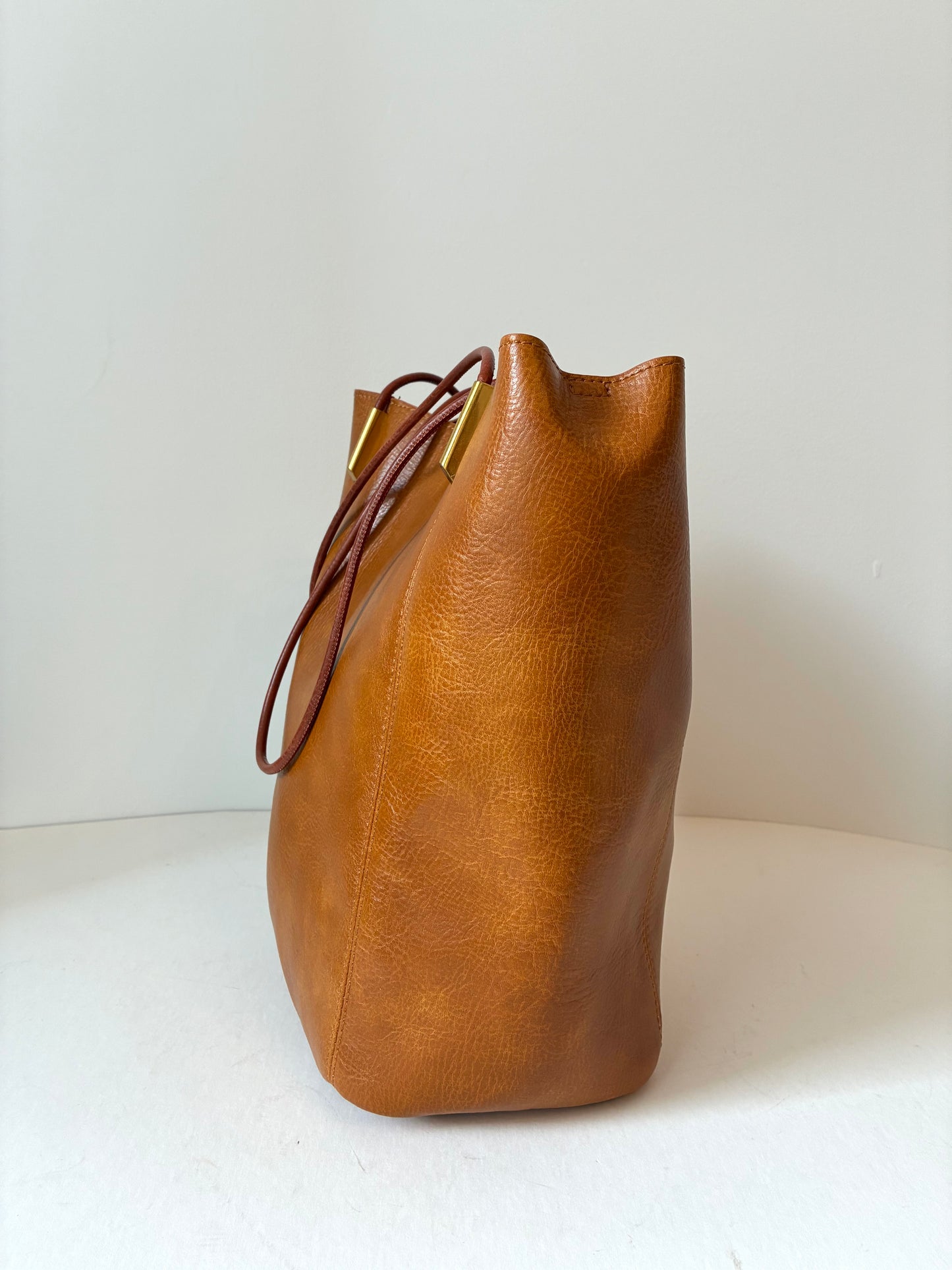 Pre-Owned Antik Kraft Cognac Vegan Leather Bucket Tote
