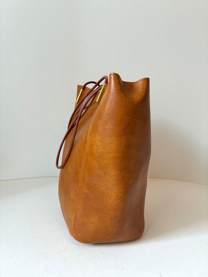 Pre-Owned Antik Kraft Cognac Vegan Leather Bucket Tote