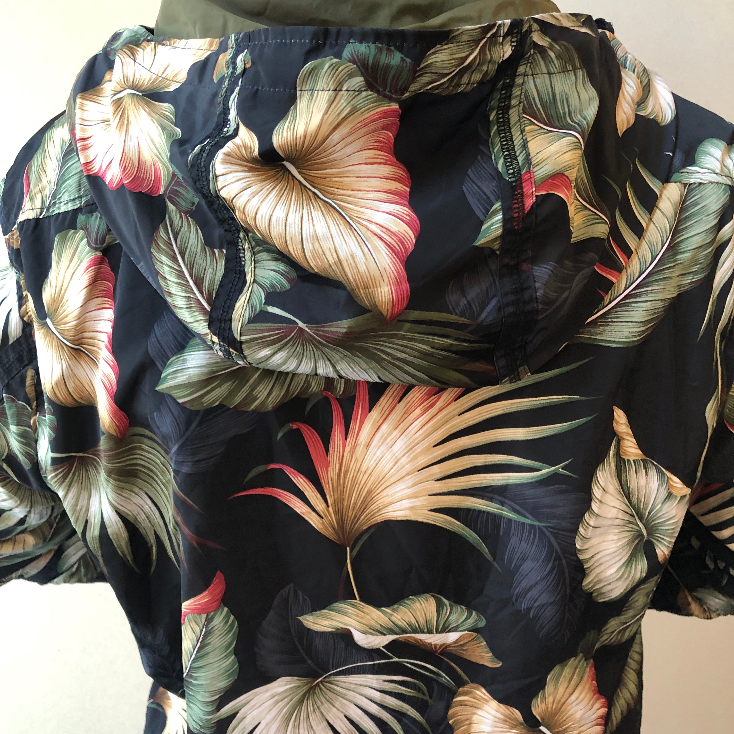 NWT Pre-Owned Scotch & Soda Palm Print Lightweight Travel Jacket, Size Large/XL
