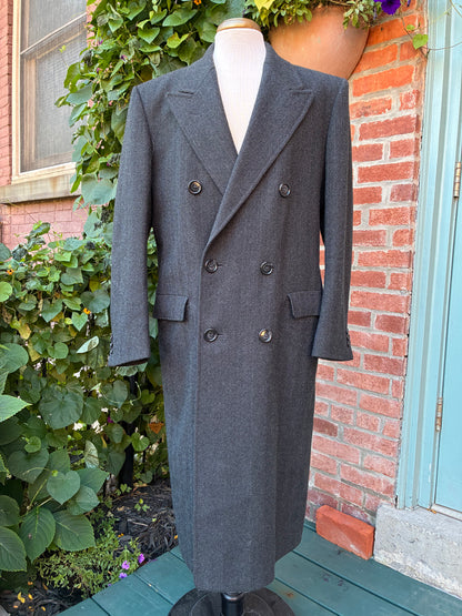 Men’s 90’s Pre-Owned Lord & Taylor Wool Herringbone Tweed Overcoat, Size 38 Reg