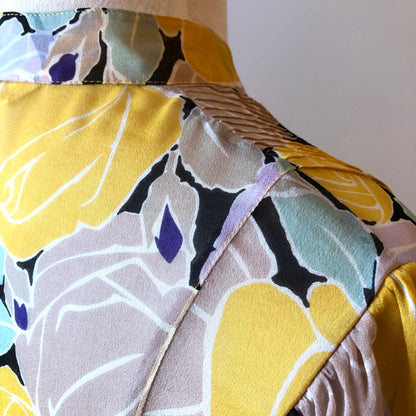 Pre-Owned Diane Von Furstenberg 100% Silk Yellow & Mauve Floral Pin-tucked Billowy Blouse, Size 6