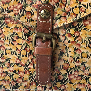 Pre-Owned Patricia Nash Summer Floral Leather Crossbody Bag