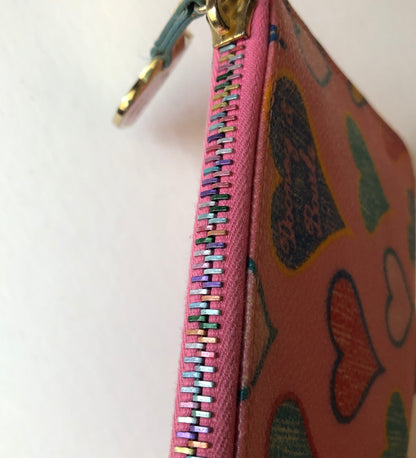 Pre-Owned Dooney & Bourke Y2K Coated Canvas Heart Pouch Wallet