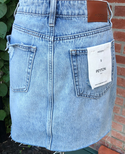 NWT Hidden Los Angeles Cut-Off Light Wash Denim Mini Skirt, Size Small