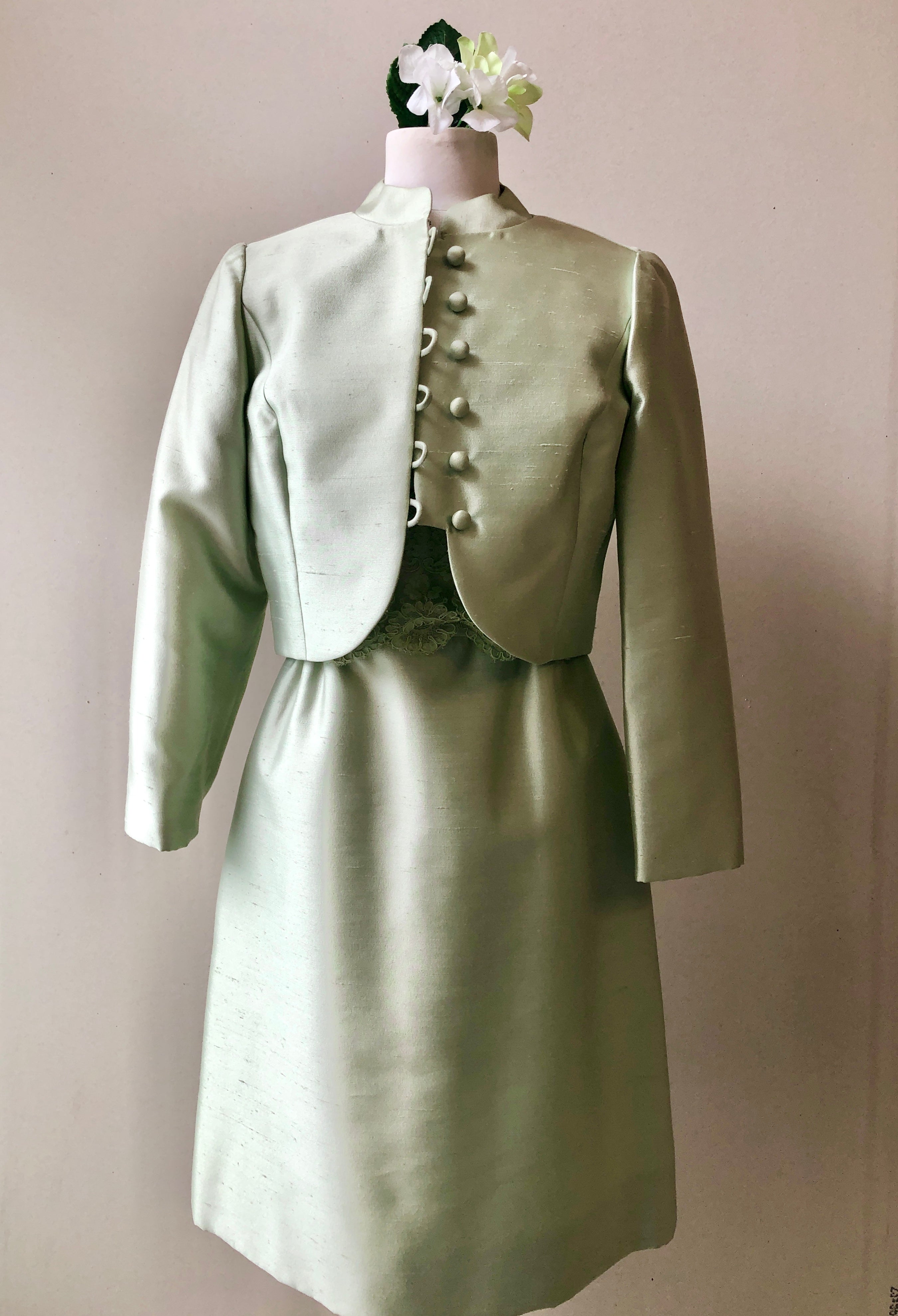 1960’s Parnes Feinstein 2PC Silk and Lace Dress and Jacket, Size 8/10