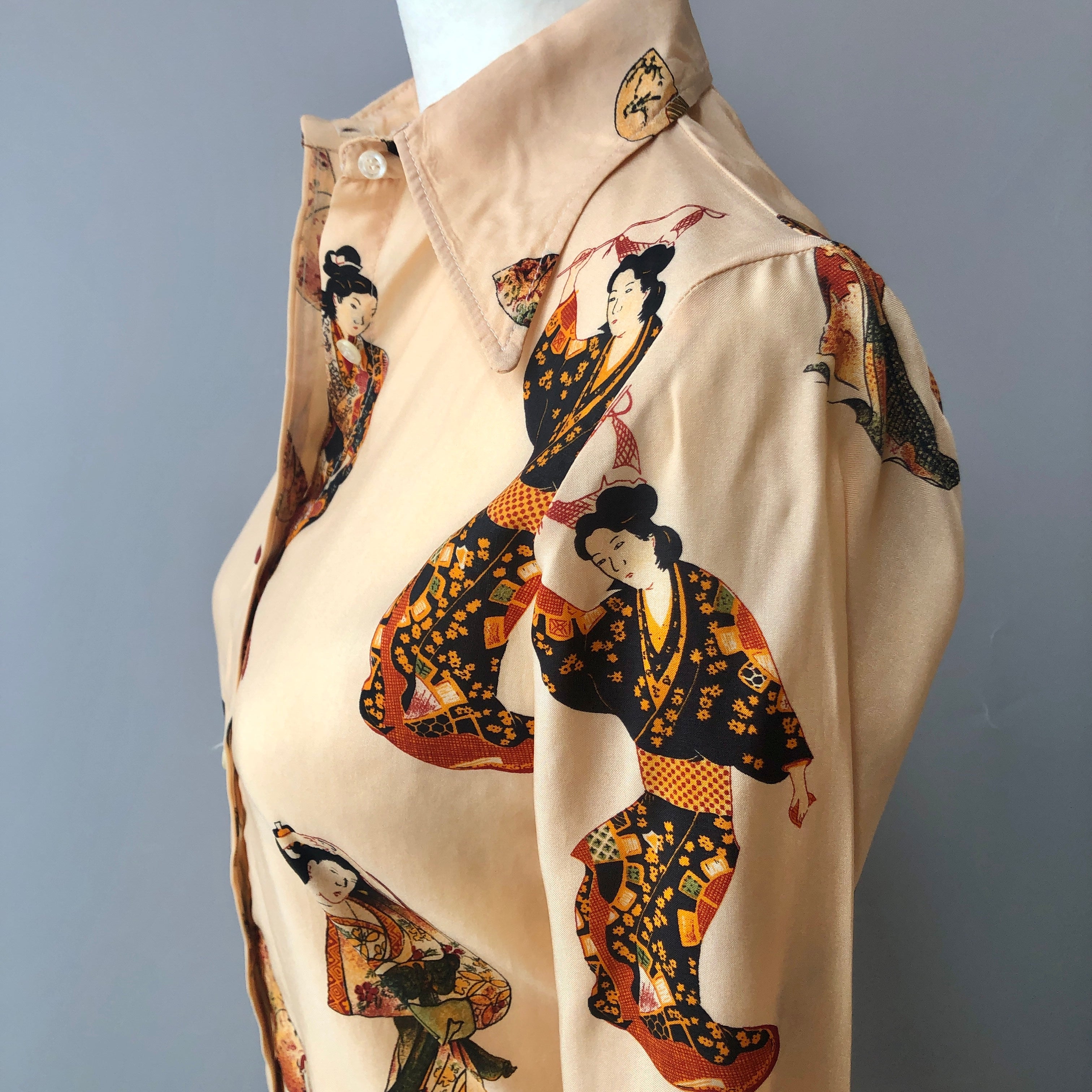 1970’s Tucci Geisha Print Peach Colored Shirt, Size X-Small