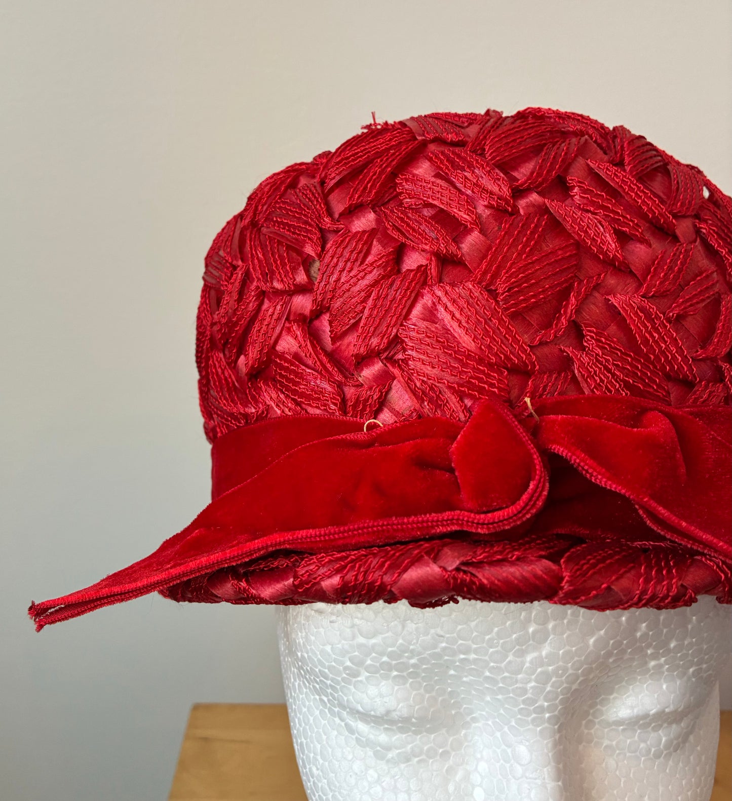 1960’s Woven Straw Cloche Hat with Velvet Band and Bow, Size Small-Med