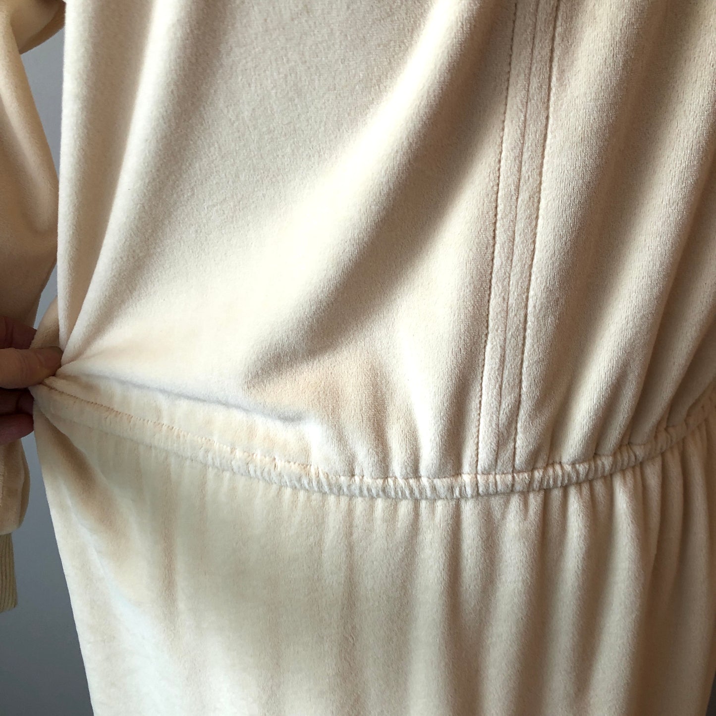 1970’s Non-Stop Velour Elastic Waist Banded Pullover Dress, Size Med
