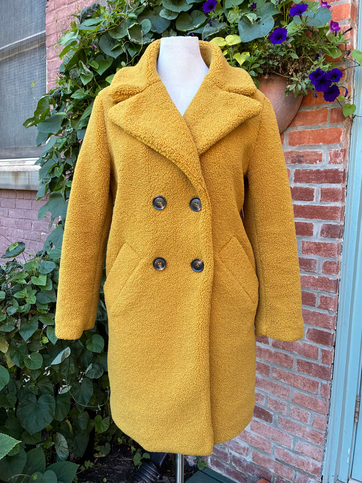 Pre-Owned Driftwood Marigold Teddy Bear Coat, Size Medium