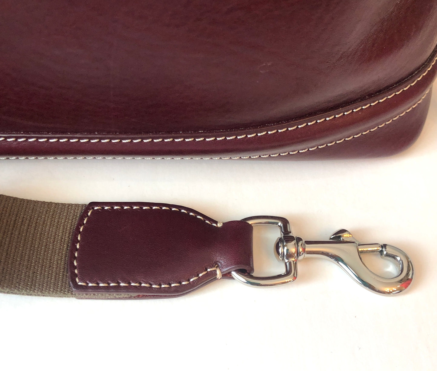 Pre-Owned Dooney & Bourke Burgundy Florentine Leather Toscana Side Zip Satchel with Removable Canvas/Lthr Strap