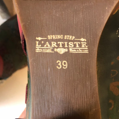 Pre-Owned L’Artiste by Spring Step Embossed Leather Kacielou Bootie, Size 39 (8.5)