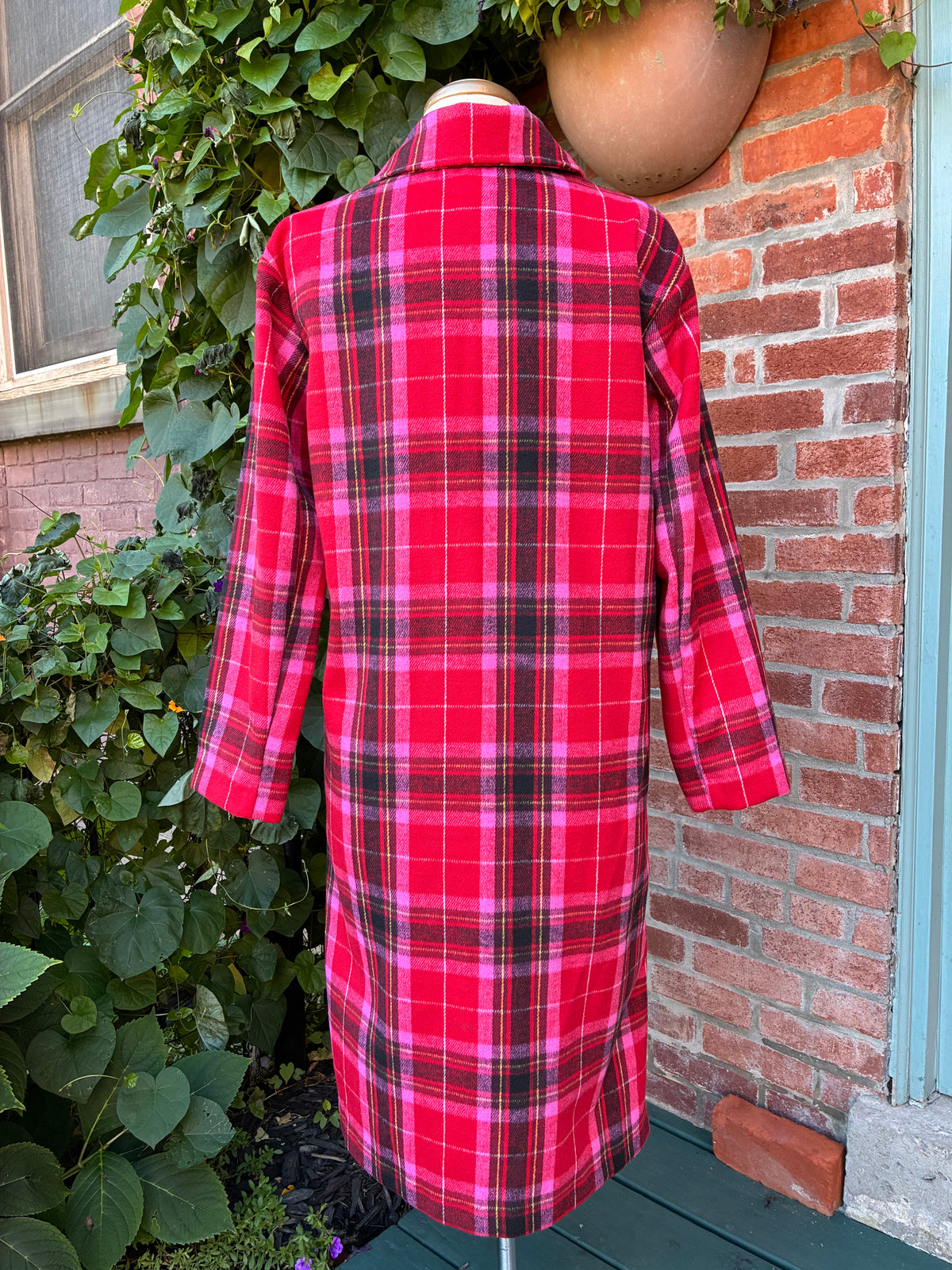 Pre-Owned Old Navy Pink Faux Wool Holiday Plaid Coat, Size Small