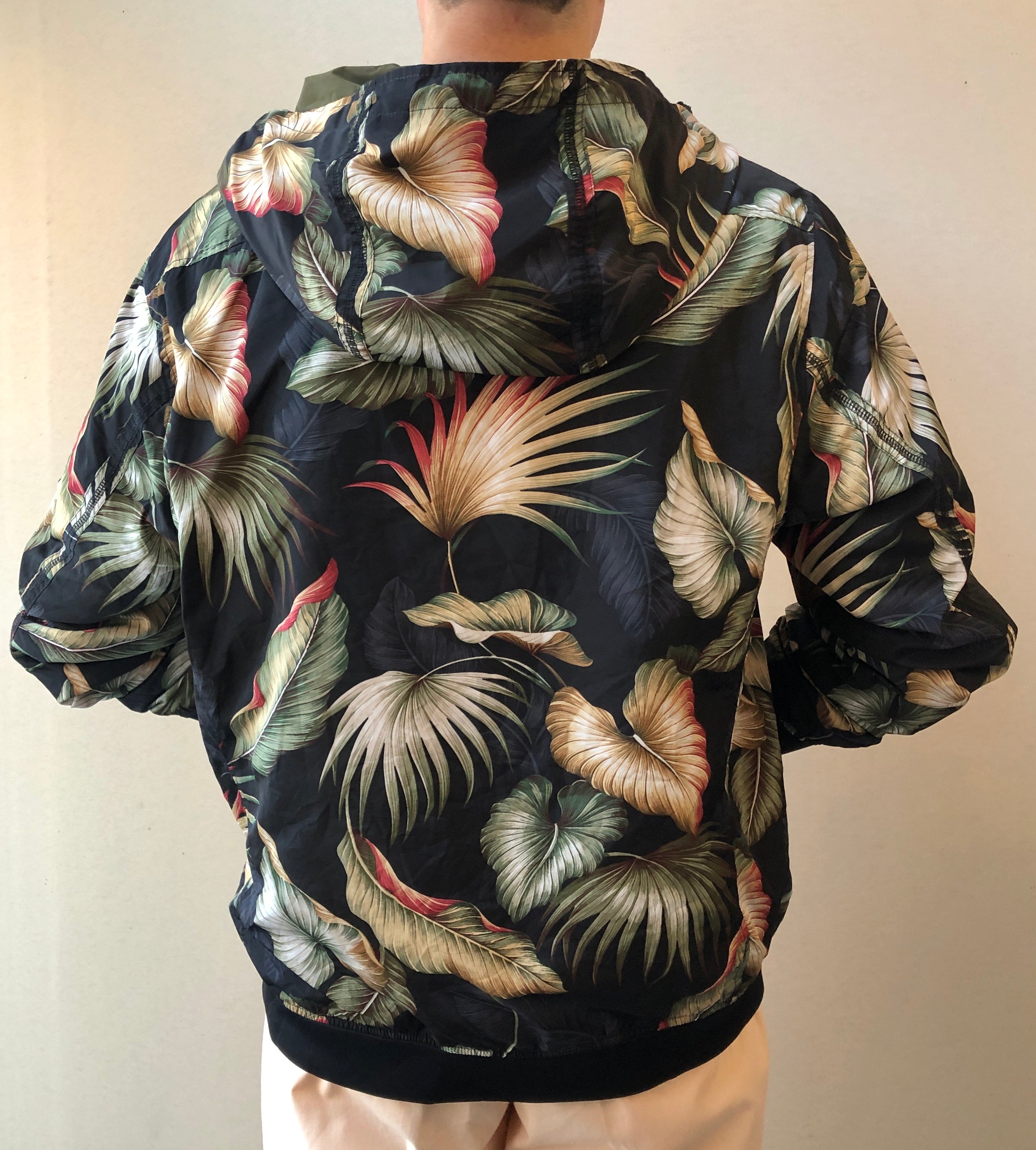 NWT Pre-Owned Scotch & Soda Palm Print Lightweight Travel Jacket, Size Large/XL