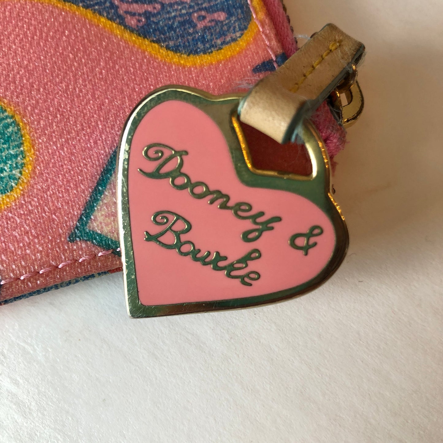 Pre-Owned Dooney & Bourke Y2K Coated Canvas Heart Pouch Wallet