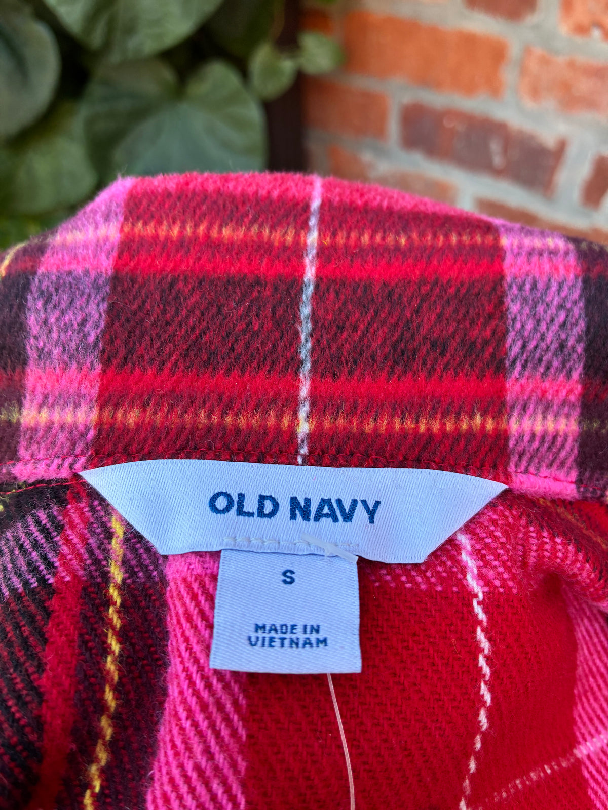 Pre-Owned Old Navy Pink Faux Wool Holiday Plaid Coat, Size Small