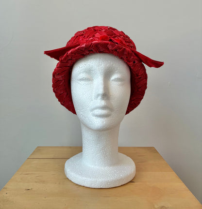 1960’s Woven Straw Cloche Hat with Velvet Band and Bow, Size Small-Med