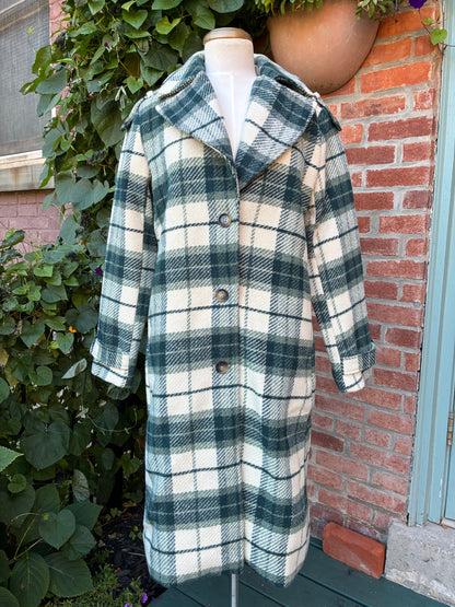 NWOT Pre-Owned Banana Republic Faux Wool Holiday Plaid Coat, Size XS