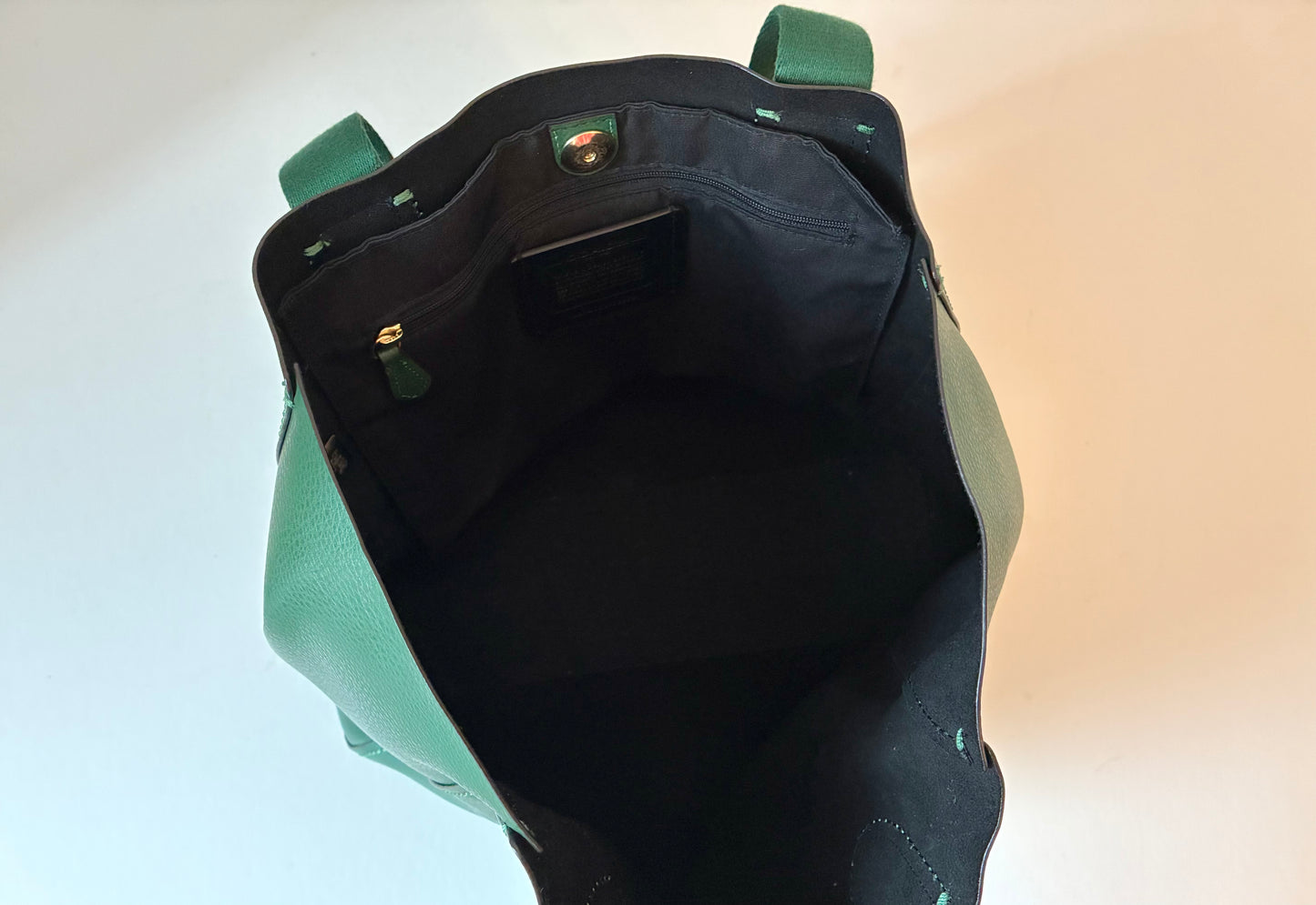 Pre-Owned Coach Green Pebble Leather Derby Tote