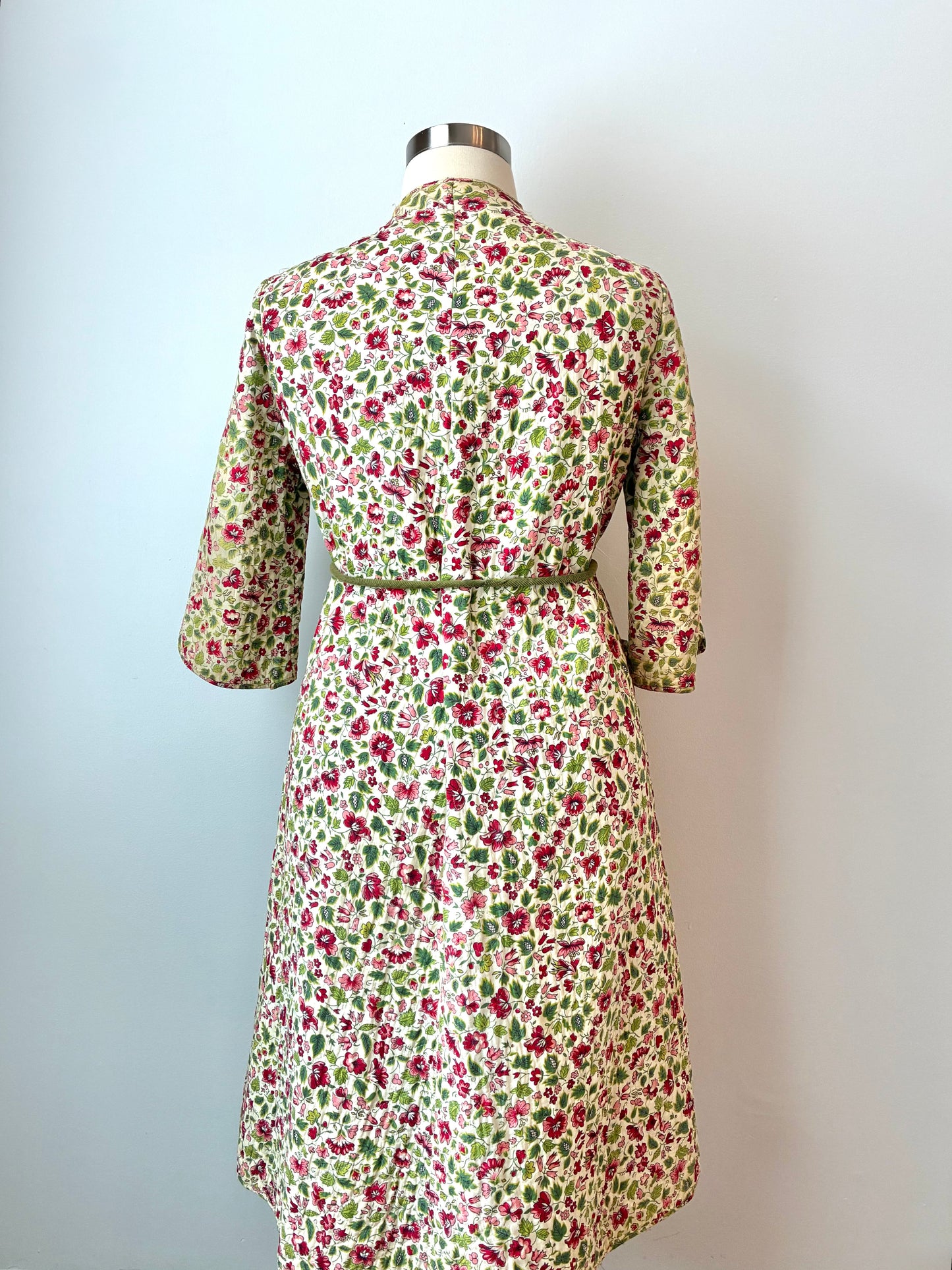 1970’s Quilted Floral Robe/ Brunch Coat, Size; M/L