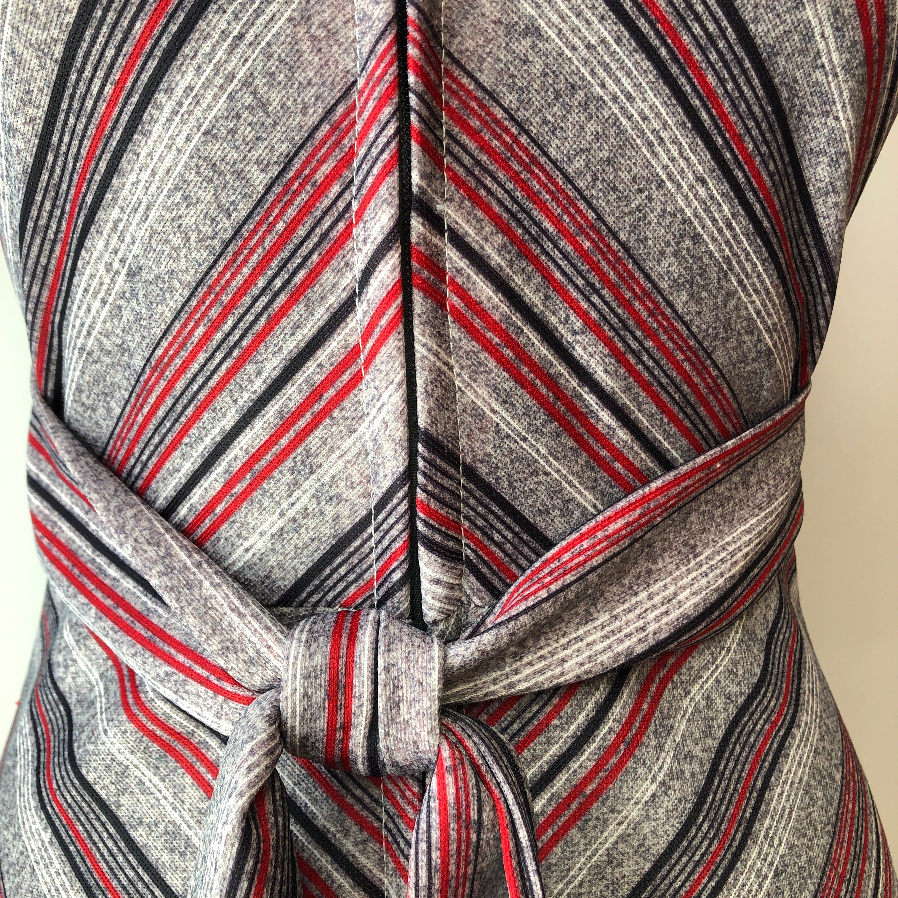 1970’s Chevron Stripe Hooded Poly Fit-n-Flare Dress, Size XS Petite