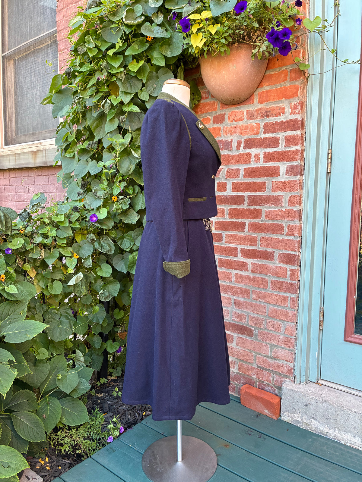 70’s/80’s Resi Hammerer 2 PC New Wool Loden Skirt and Jacket Set, Size X-Small