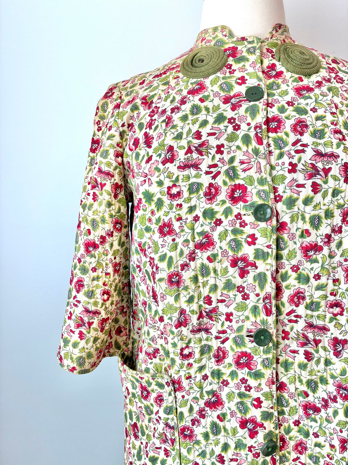 1970’s Quilted Floral Robe/ Brunch Coat, Size; M/L
