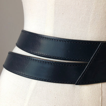1980’s Anne Marie Beretta Wide Navy Leather Architectural Waist Belt, Size Small-Med