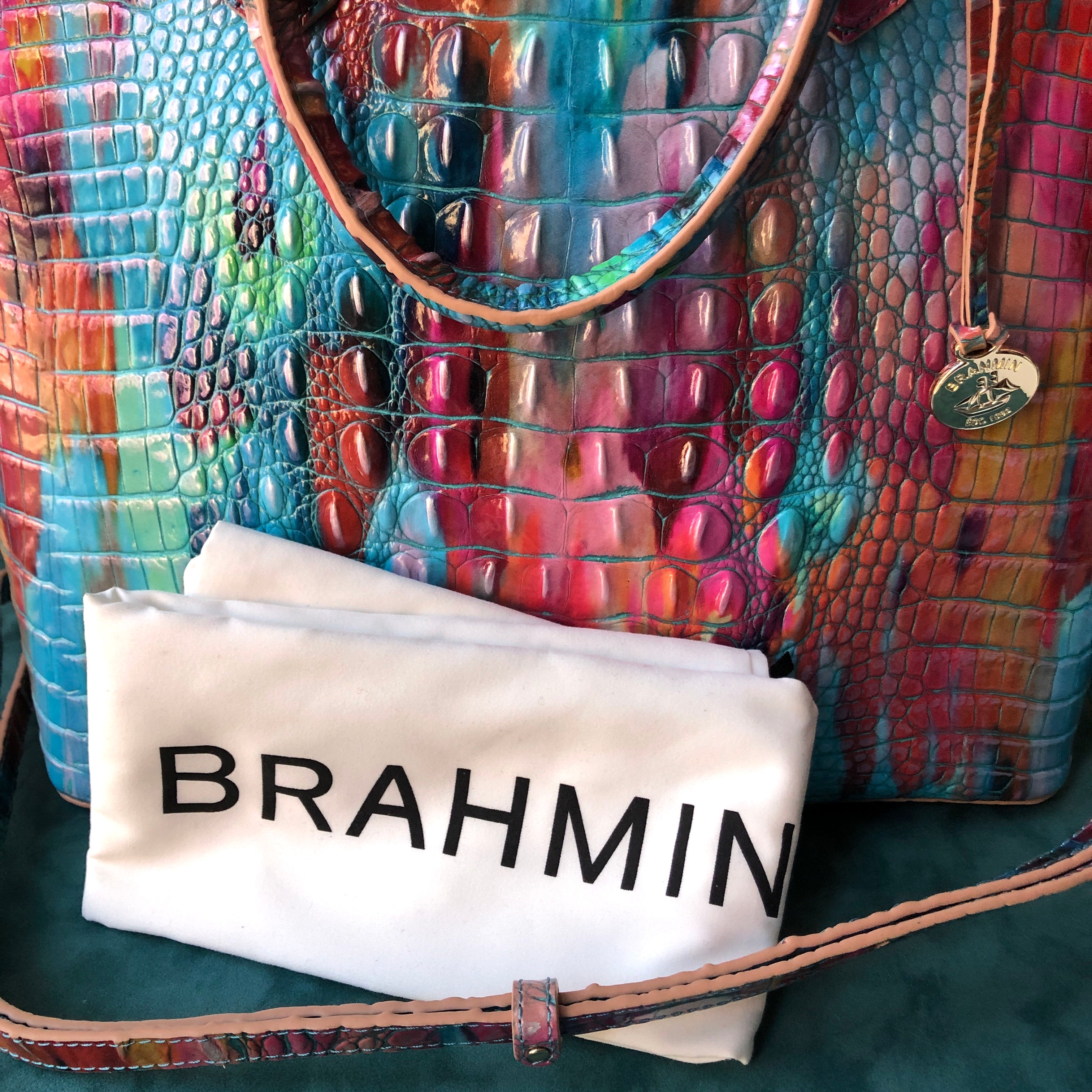 Pre-Owned NWT Brahmin Large Croc Embossed Rainbow Fanciful Melbourne Large Duxbury Satchel