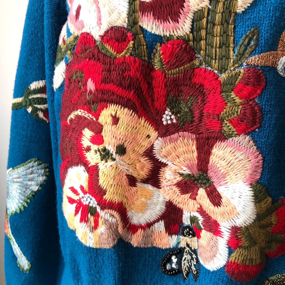 3-Shun Beaded Embroidered Bird, Snake, Floral Banded Sweater, Size Med-Large