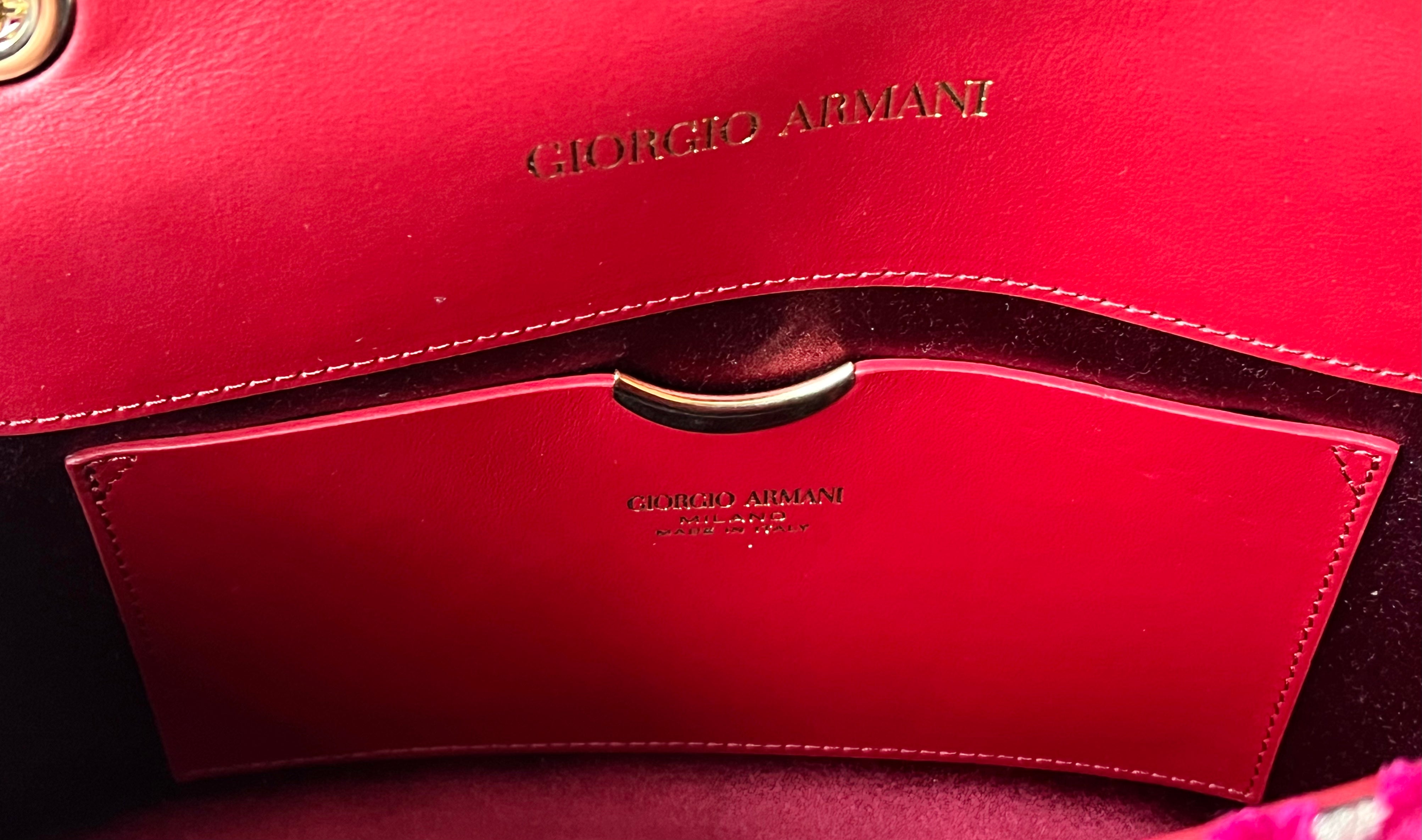 2pc Giorgio Armani Raspberry Chenille Chevron Textured Set, Size: 7