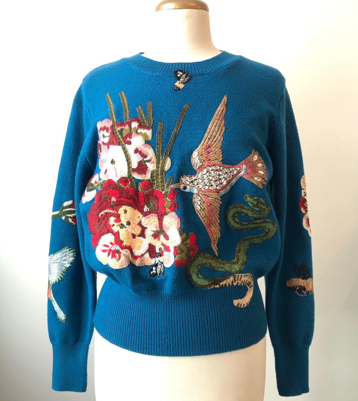 3-Shun Beaded Embroidered Bird, Snake, Floral Banded Sweater, Size Med-Large