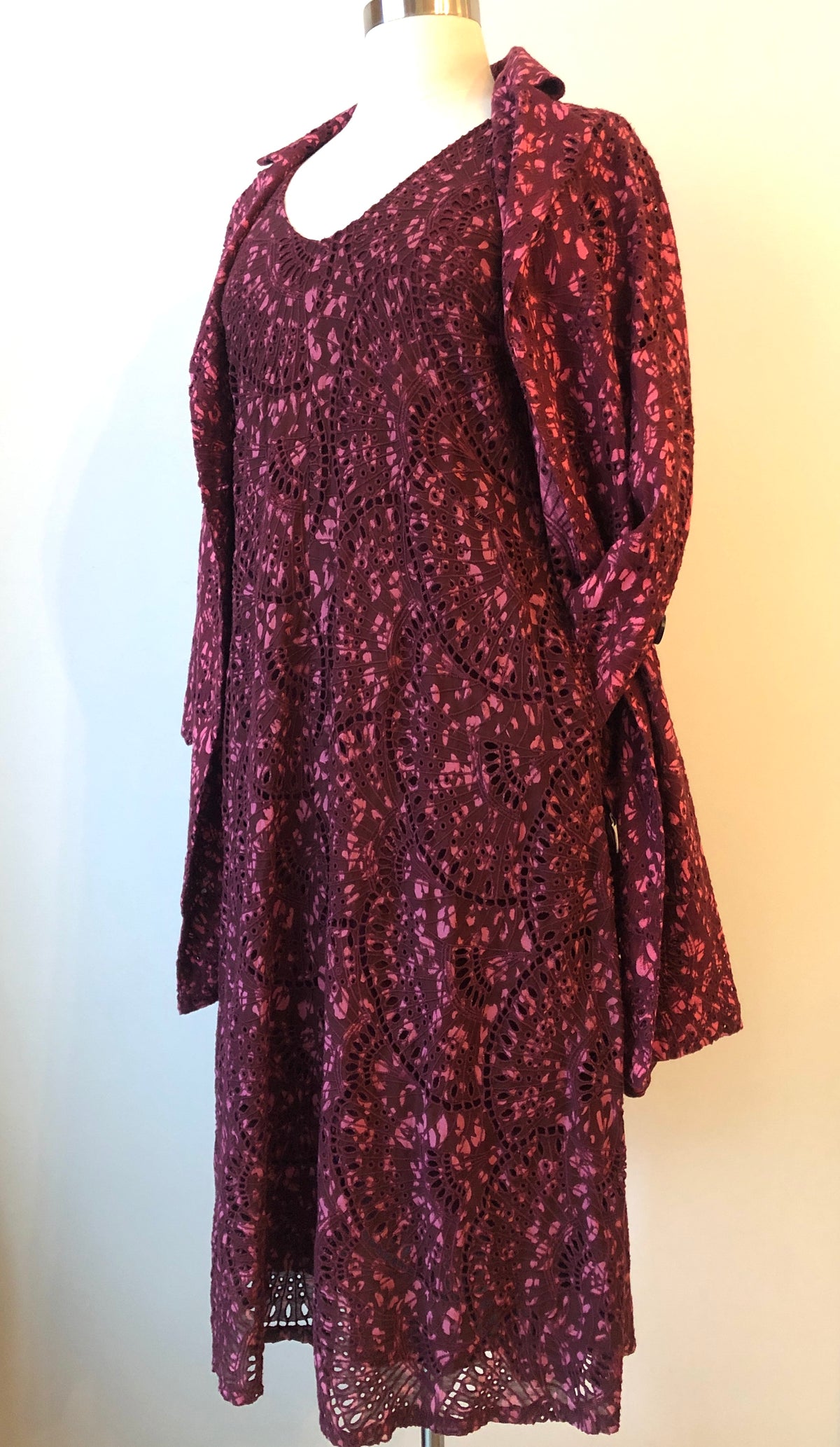Pre-Owned 2PC Johnny Was Zaragoza Eyelet Embroidered Dress and Double Breasted Coat Set, Size XL