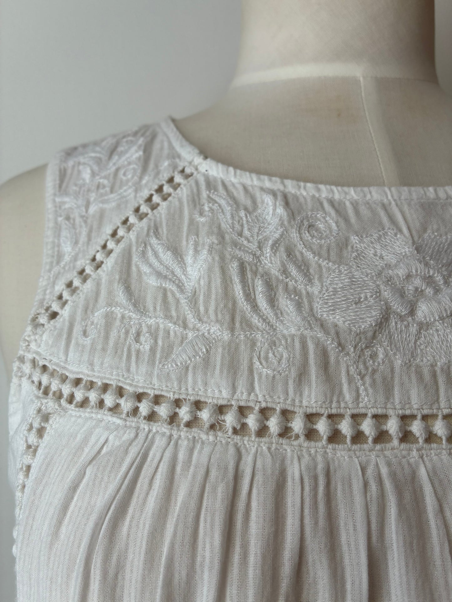 Artisan NY White Babydoll Sleep-dress, 100% Cotton, Size Medium