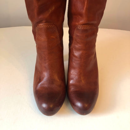 Pre-Owned Frye Miranda Tall Cognac Distressed Leather Pull On High Heel Boots, Size 8.5