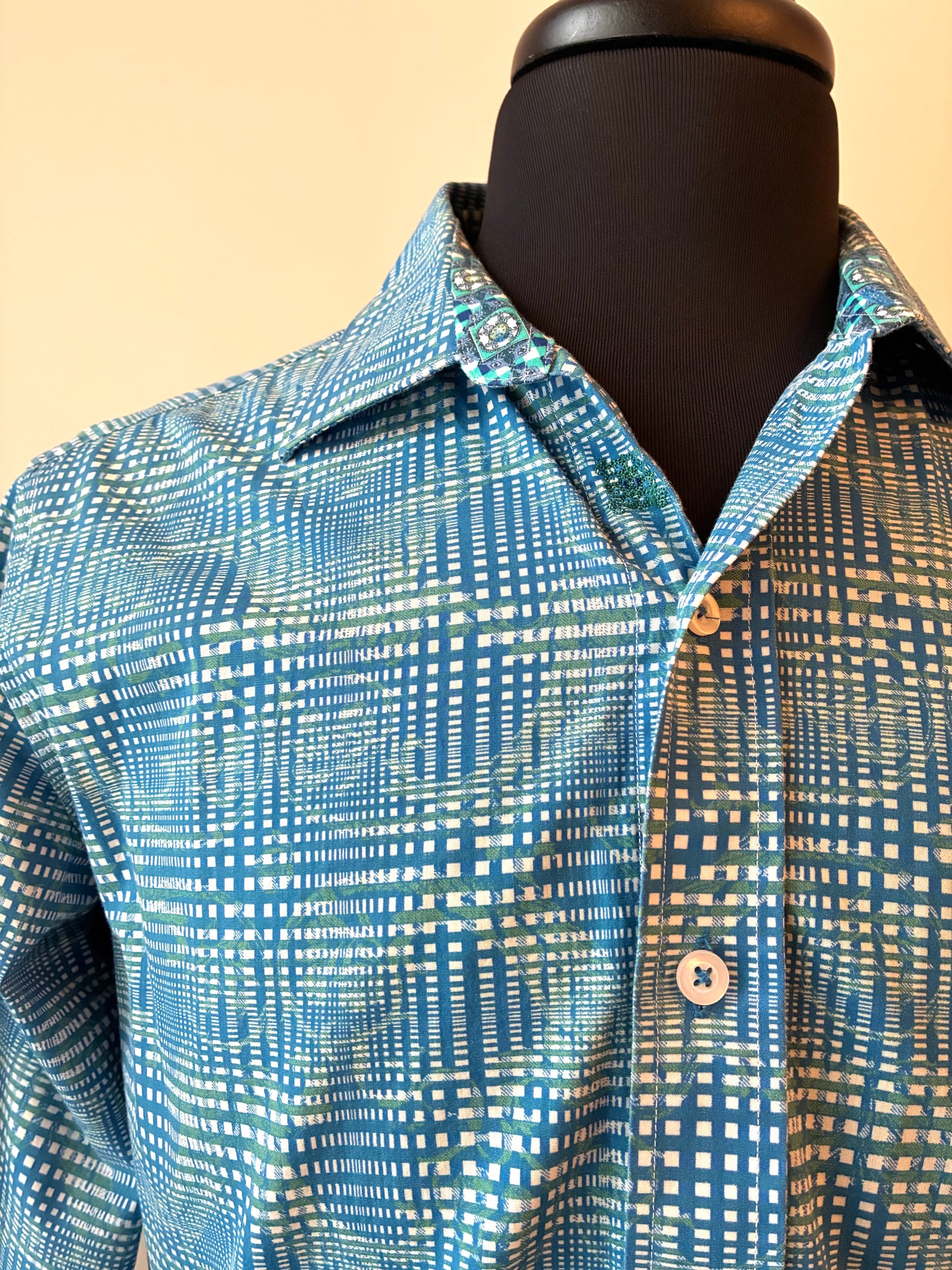 Robert Gram Flip Cuff Shirt, Size: Small Petite, Material: 100% Cotton