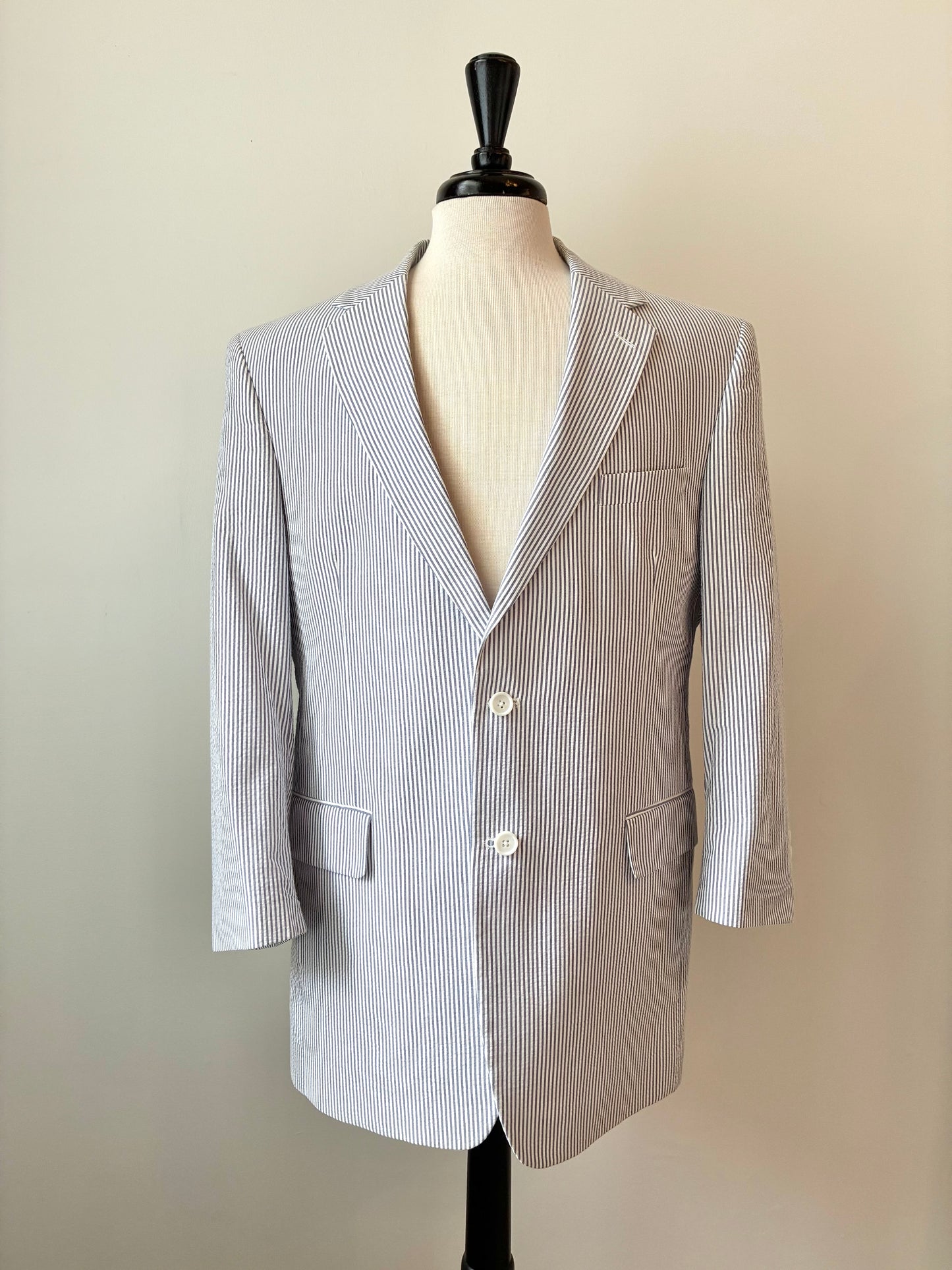 Pre-Owned Jos. A. Banks Light Blue Seersucker Striped Blazer, Size Medium
